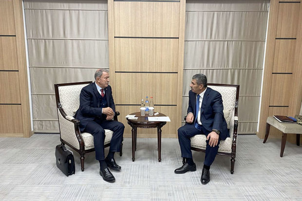 Zakir Həsənov Hulusi Akar ilə görüşdü