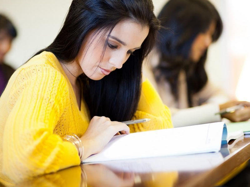 III ixtisas qrupunda bəzi ixtisaslar üzrə imtahan fənləri dəyişdirilir