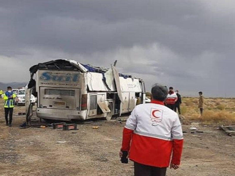 İranda sərnişin avtobusu aşıb, ölənlər var