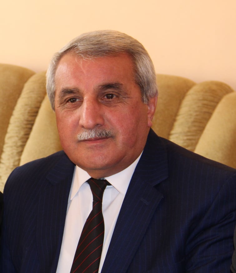 Azərbaycanda teatr direktoru işdən çıxarıldı - FOTO