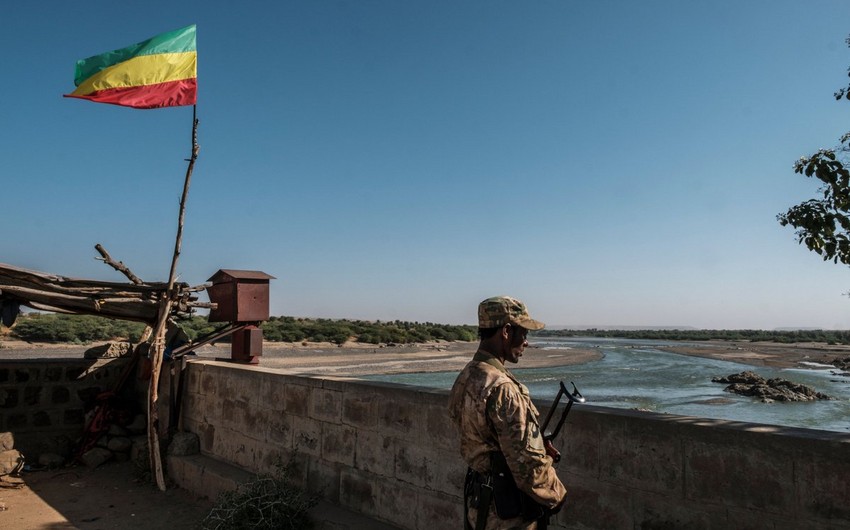 KİV: Efiopiyada silahlılar strateji əhəmiyyətli şəhəri ələ keçirib- YENİLƏNİB