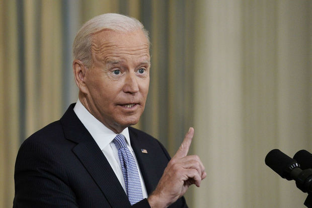 Байден ответил на вопрос о рекордном падении рейтингов