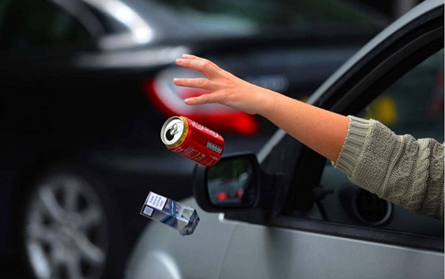 Maşından küçəyə zibil atanlara xəbərdarlıq