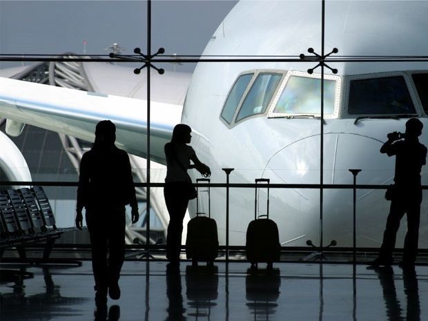 Определен список должностных лиц, имеющих право пользоваться VIP-салонами аэропортов АР