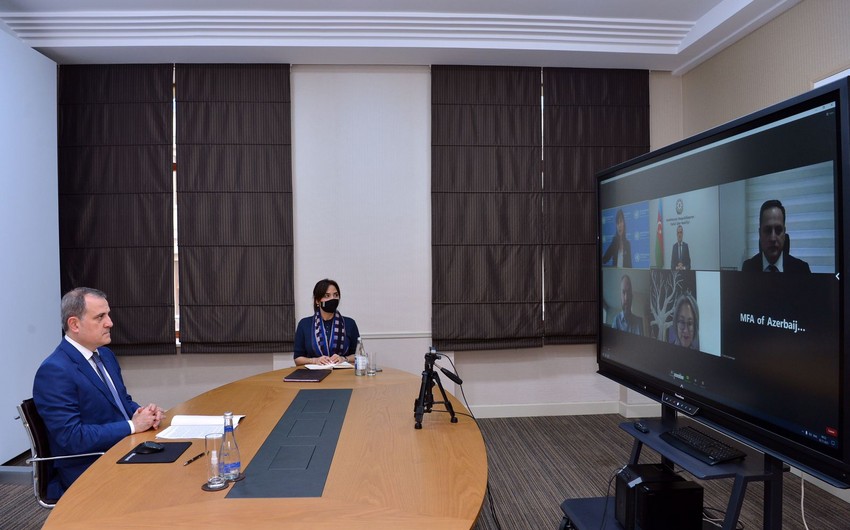 Ceyhun Bayramov UNDCO-nun regional direktoru ilə görüşüb