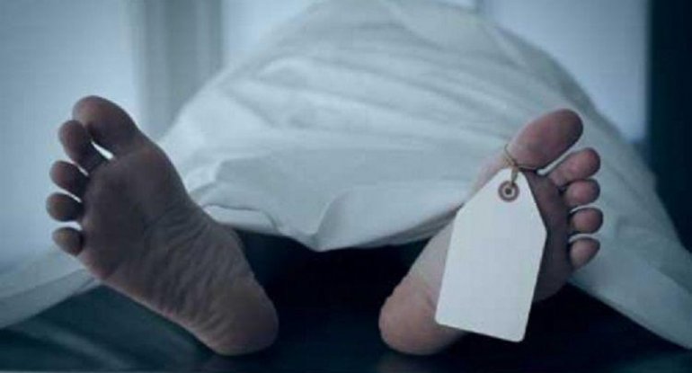 Bakıda mənzildən kişi meyiti tapılıb