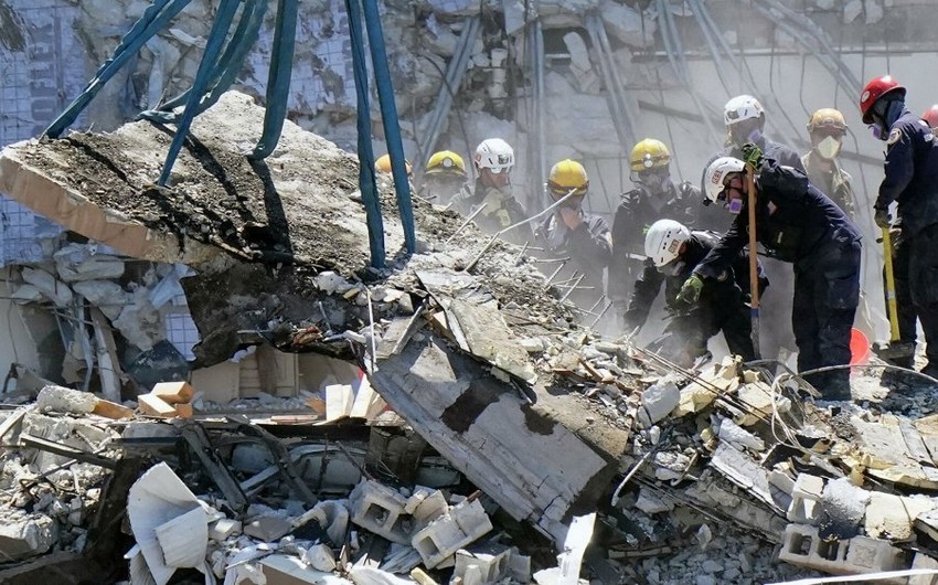 Nigeriyada çoxmərtəbəli binanın çökməsi nəticəsində ölənlərin sayı artıb