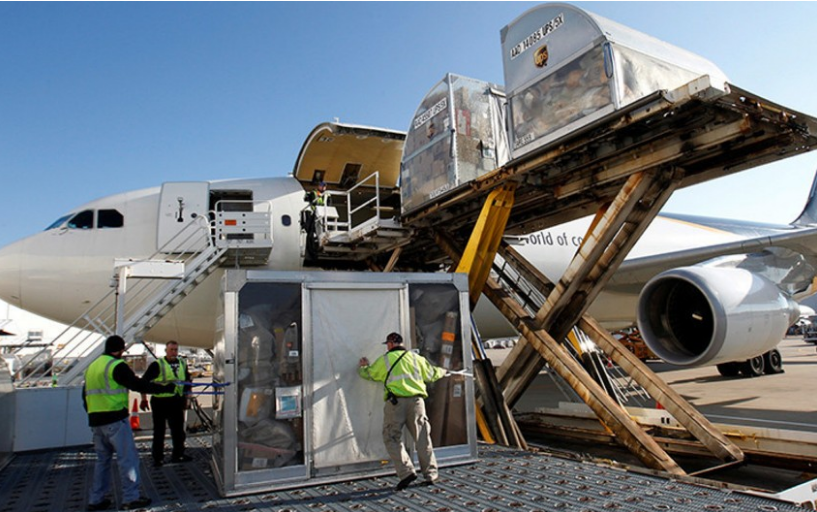 Hava nəqliyyatı ilə yükdaşımaların həcmi artıb