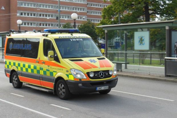 Konsertdə faciə: Yeddinci mərtəbədən insanların üzərinə yıxıldı - FOTO