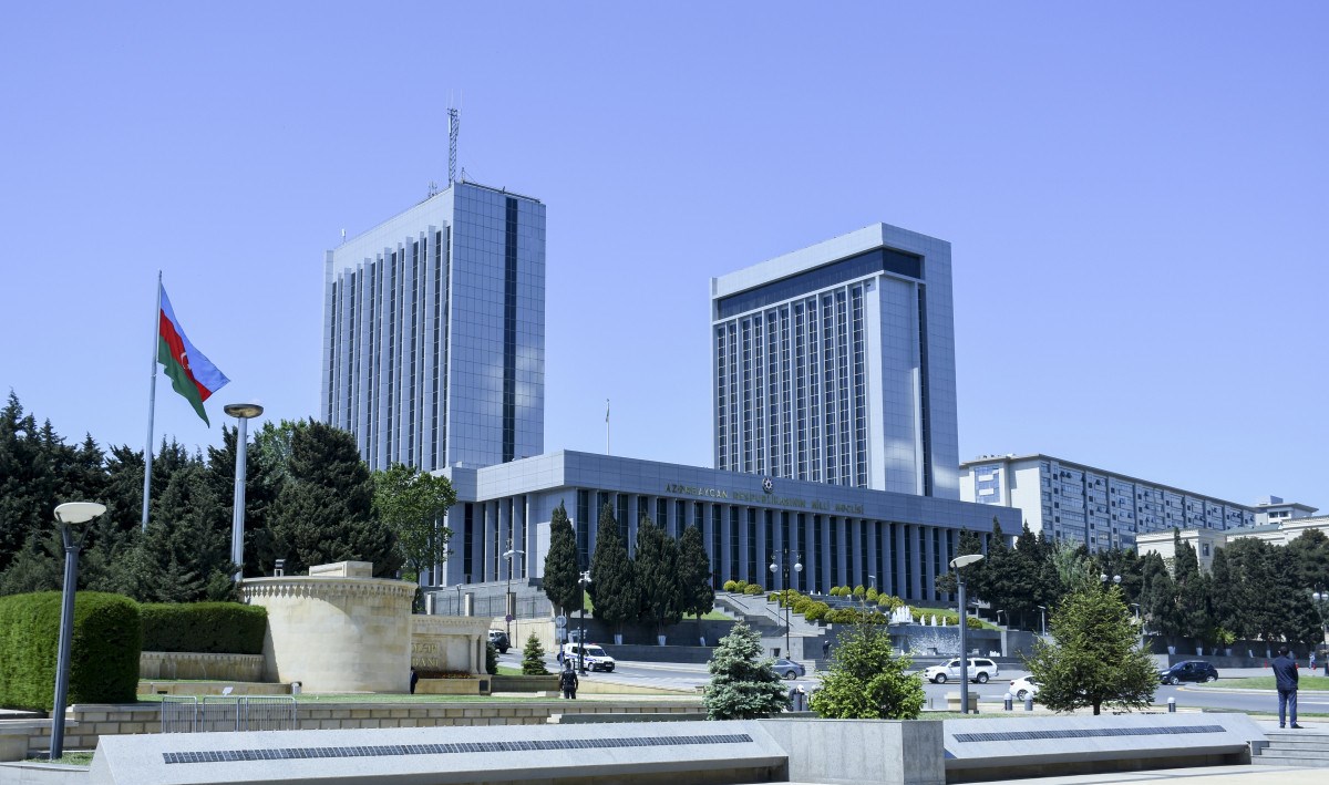 Gələn ilin dövlət büdcəsində yaşayış minimumunun həddi 210 manata qaldırılır