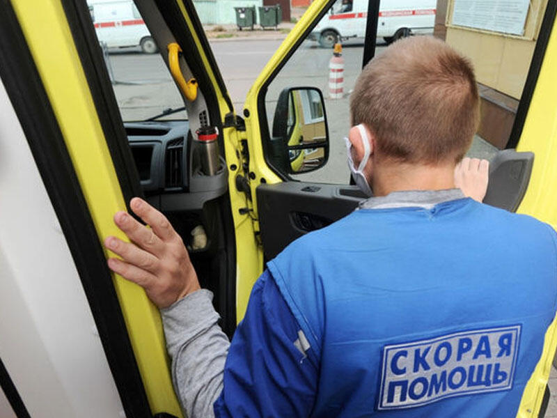 Peyvənd vurdurmayan təcili yardım işçiləri kollektiv şəkildə istefa verdilər