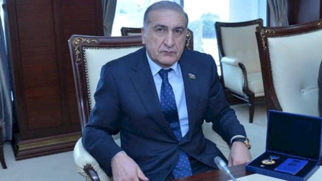 Deputat leriklilərin evinin altını qazır: İqbal Məmmədovun çınqıl zavodu kənd üçün təhlükə yaradır (FOTO, VİDEO)