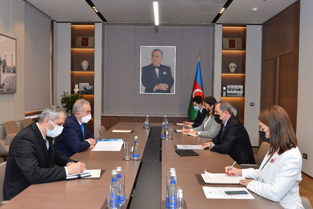 Ceyhun Bayramov QDİƏT-in baş katibi ilə görüşdü - FOTO