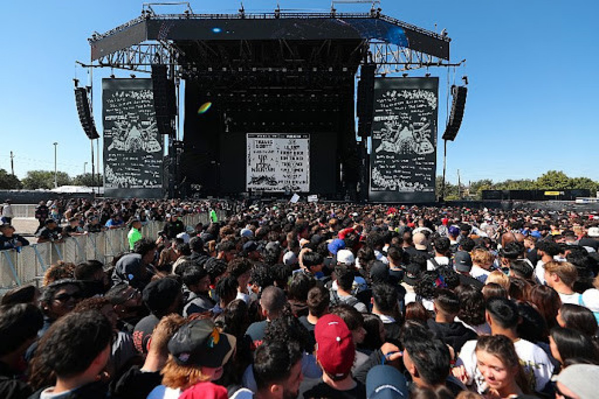 ABŞ-da konsert zamanı azı 8 nəfər ölüb