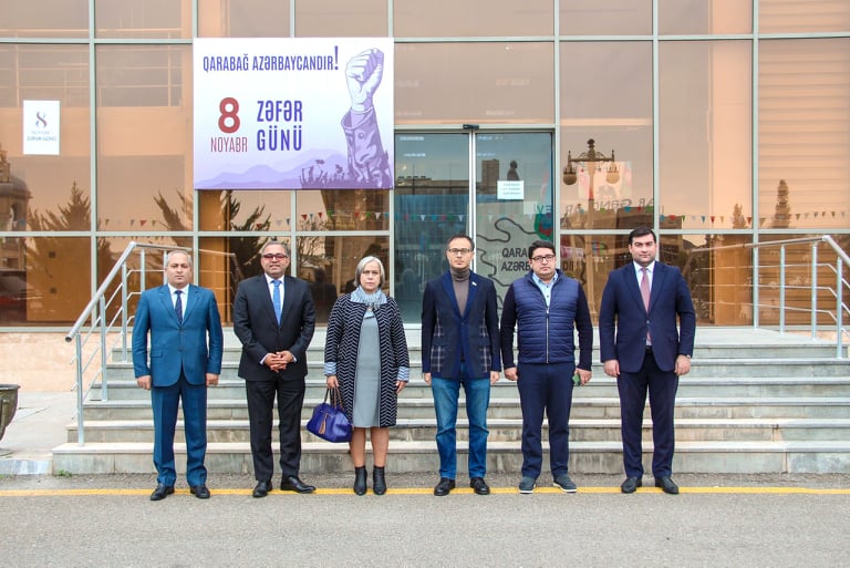 Deputat Ramil Həsən şəhid övladlarının doğum günündə iştirak etdi.