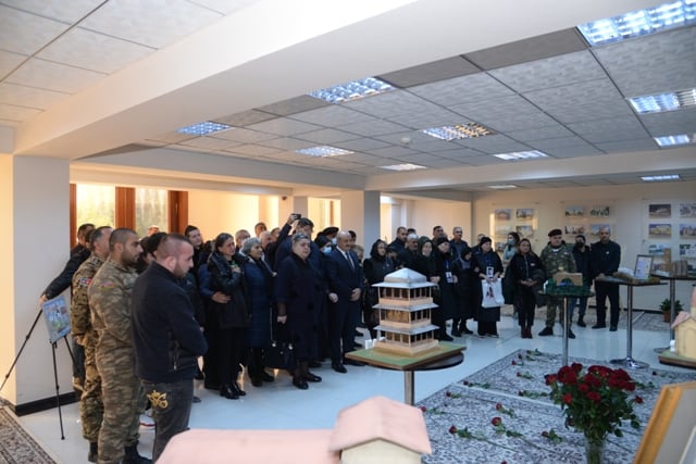 Nəsimi rayonunda 8 noyabr- Zəfər gününə həsr edilmiş sərgi keçirilib.