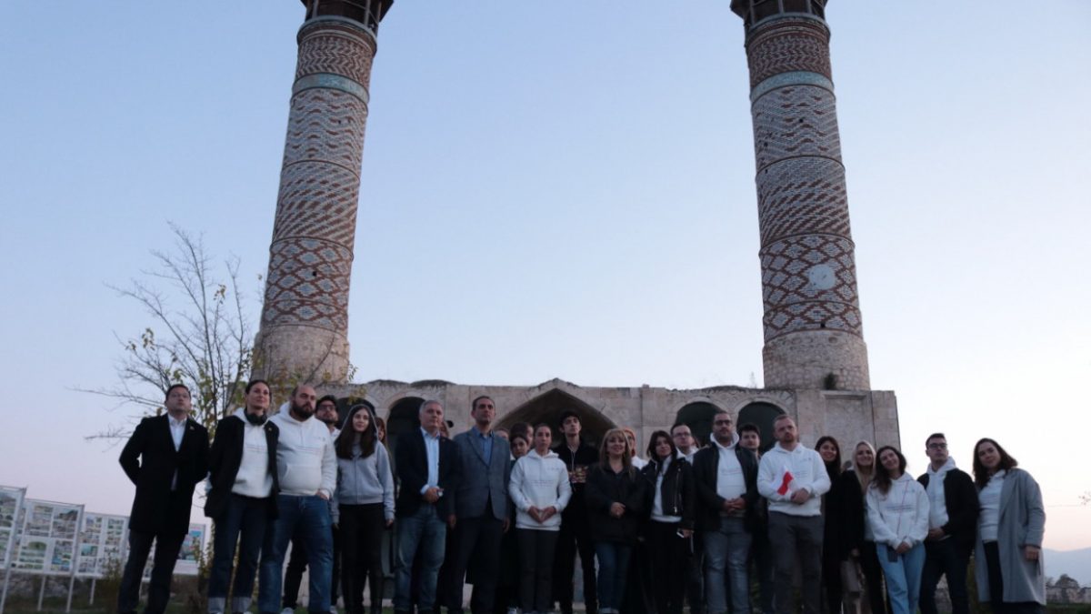 AVROPALI GƏNCLƏR AĞDAM HƏQİQƏTLƏRİNİ DÜNYAYA ÇATDIRACAQLARINI BİLDİRDİLƏR