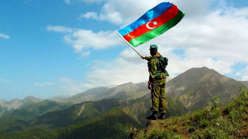 В Азербайджане отмечается День Государственного флага - ВИДЕО