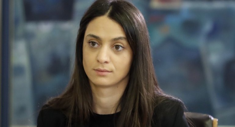 Paşinyanın mətbuat katibi istefa verdi - AÇIQLAMA