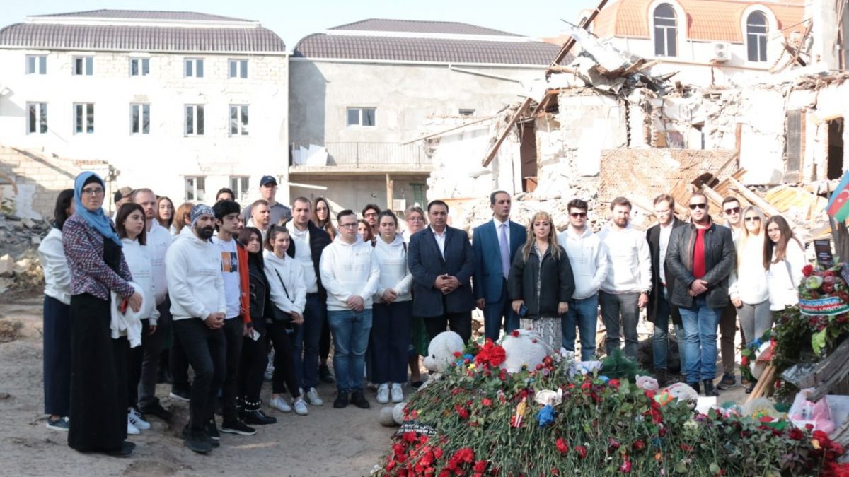 BEYNƏLXALQ FORUM İŞTİRAKÇILARININ GƏNCƏ SƏFƏRİ BAŞ TUTDU