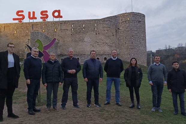 Члены Азербайджано-британской межпарламентской группы дружбы посетили Шушу - ФОТО