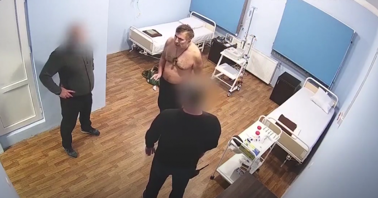 SAAKAŞVİLİYƏ QARŞI ZORAKILIĞIN GÖRÜNTÜLƏRİ YAYILDI – VİDEO