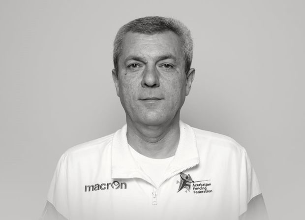 Азербайджанский тренер скончался в Турции - ФОТО