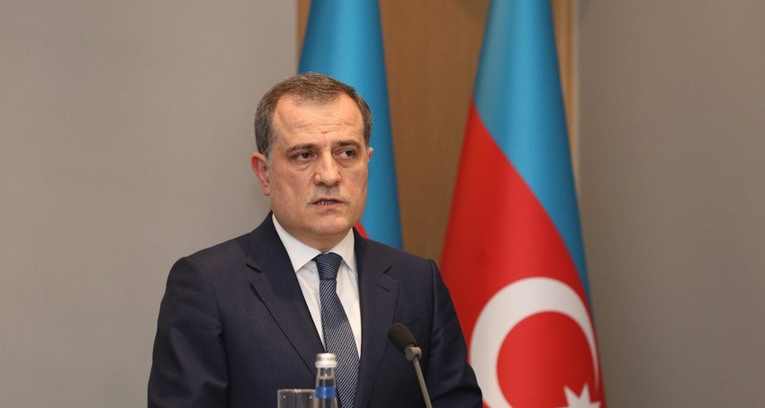 Azərbaycan XİN rəhbəri: “Üçtərəfli bəyanatların tam icrası mühümdür”