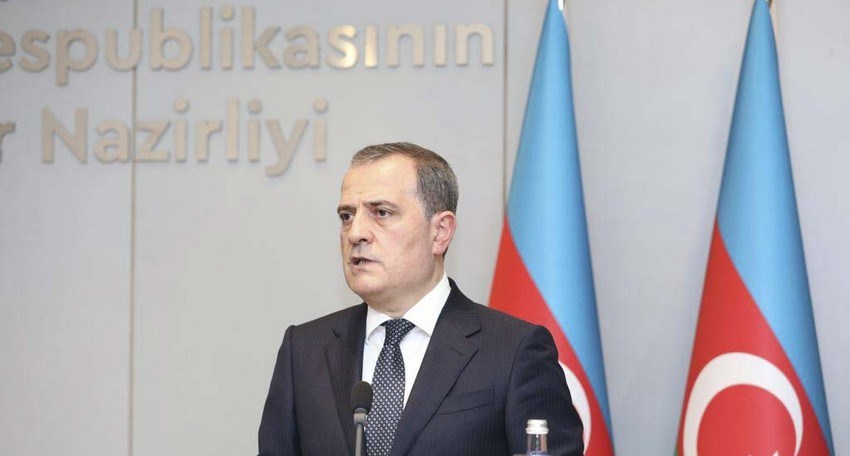 Ceyhun Bayramov: “Ermənistanın mina xəritələrini təqdim etməsi vacibdir”