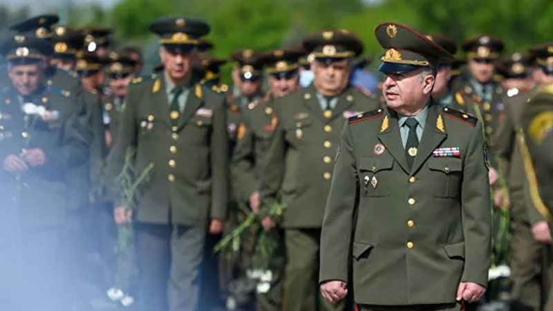 Erməni generallar əlbəyaxaya davaya çıxıb - Yeni Müdafiə naziri qəbul olunmur