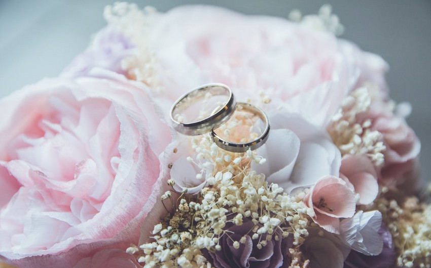 Nikahın qeydə alınması üçün yeni dövlət rüsumu I oxunuşda təsdiqlənib