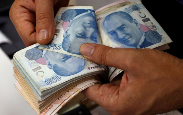 Lirənin antirekordu davam edir