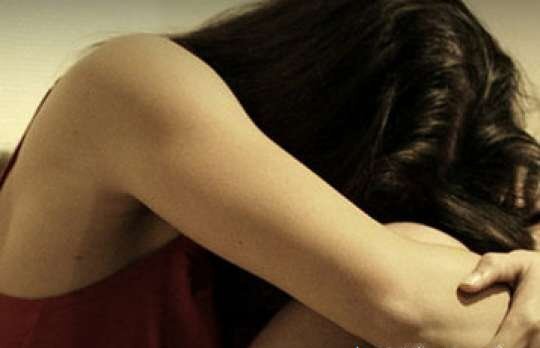 Azərbaycanda məktəbli qız şok faktları açıqladı: Atamın dostu ilə...