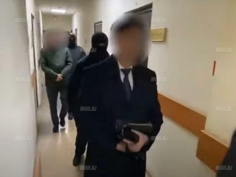 Yüksək rütbəli polislər saxlanıldılar - Əməkdaşları qanunları pozmağa məcbur edirmiş