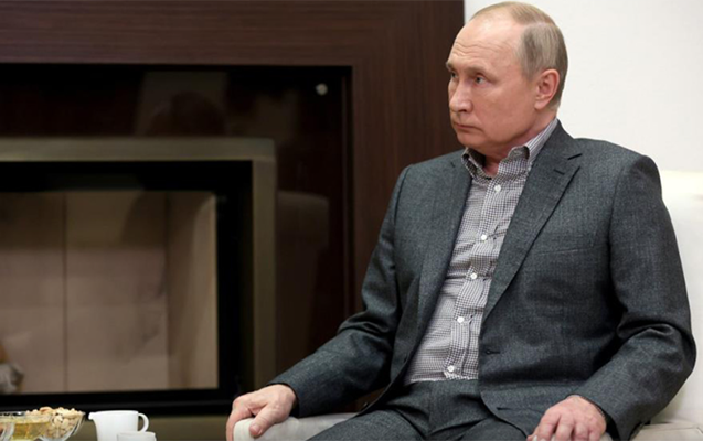 Putin üçüncü doza vaksin vurdurdu