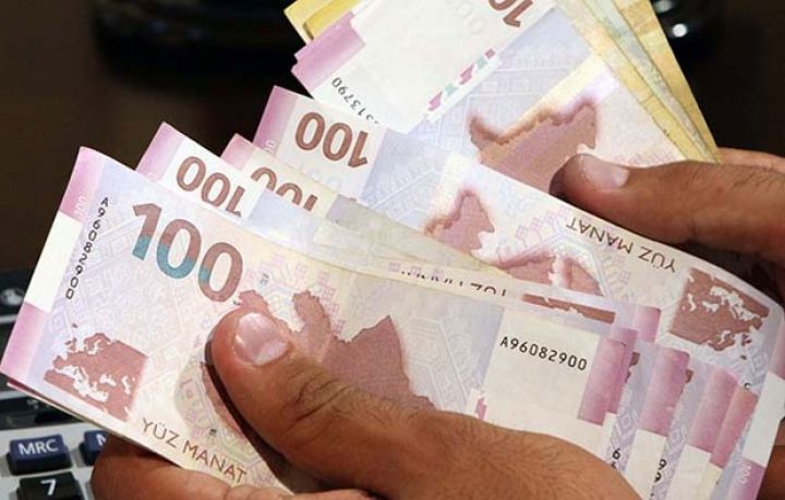 Quba bələdiyyəsinin sabiq sədr müavini 30 min manatı ələ keçirib - RƏSMİ