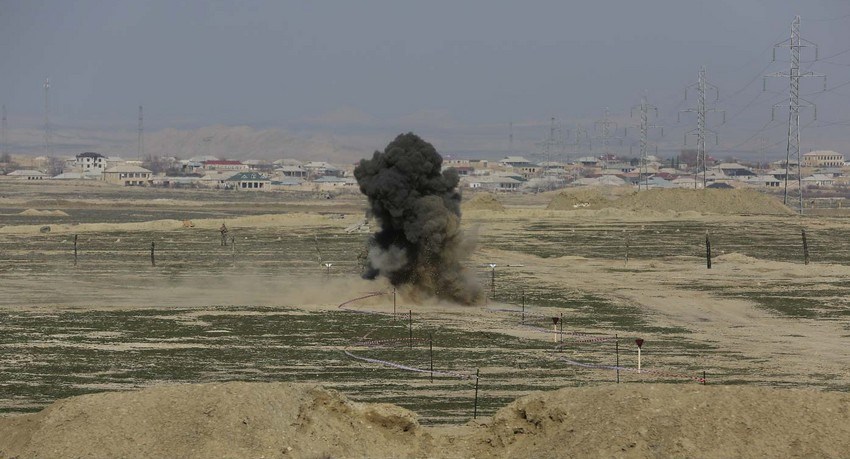 Azad edilən ərazilərdə minaya düşən mülki şəxslərin sayı açıqlanıb