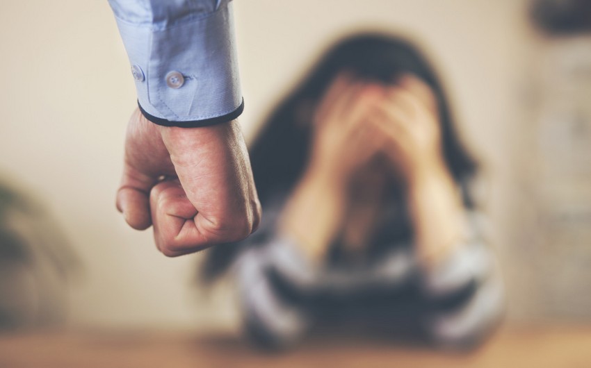 Azərbaycanda əri tərəfindən döyülən qadınların sayı açıqlanıb