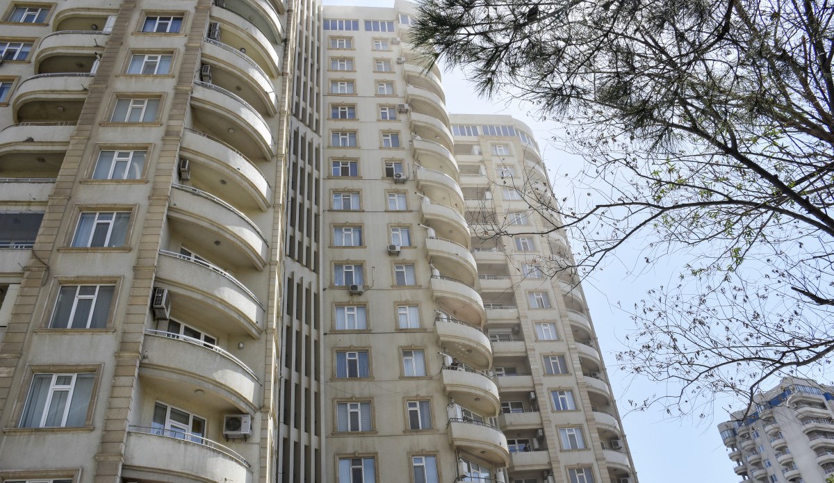 131 hərbi qulluqçu Bakıda mənzillə təmin olunacaq