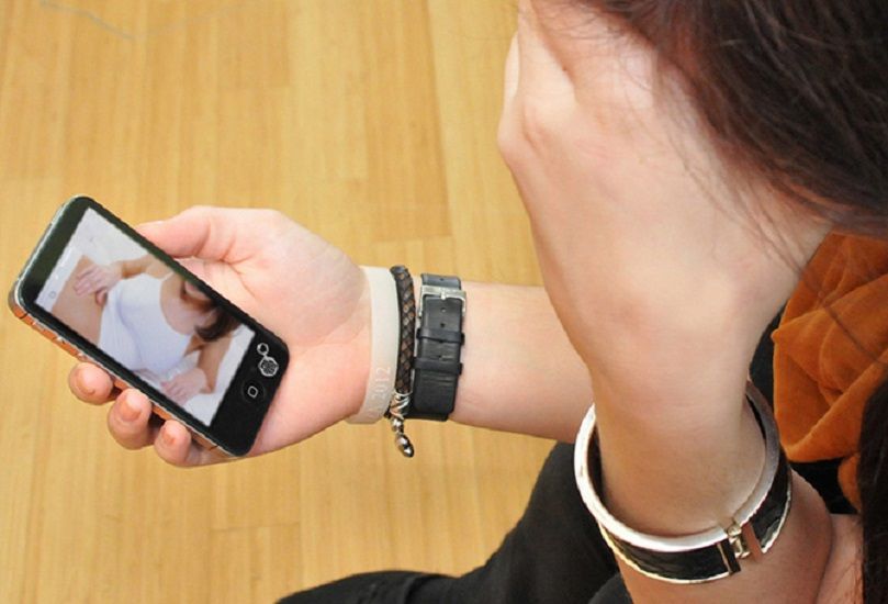 Bakıda gənc qadını intim fotoları ilə hədələdilər