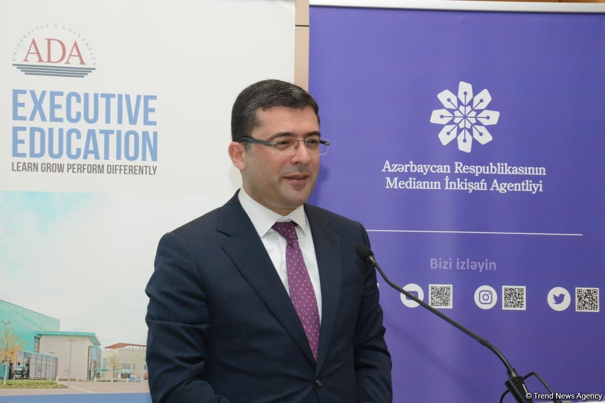 MEDİA və ADA Universiteti gənc jurnalistlər üçün seminarlara başlayıb (FOTO)