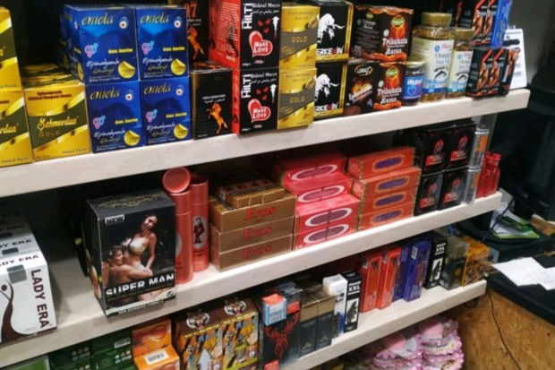 Bakıda dükanlarda yararsız məhsulların satışı faktı aşkarlandı - FOTO