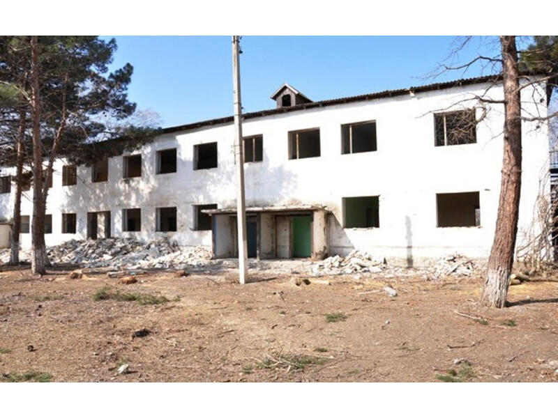 Azərbaycanda qəzalı vəziyyətdə olan məktəblərin sayı açıqlandı