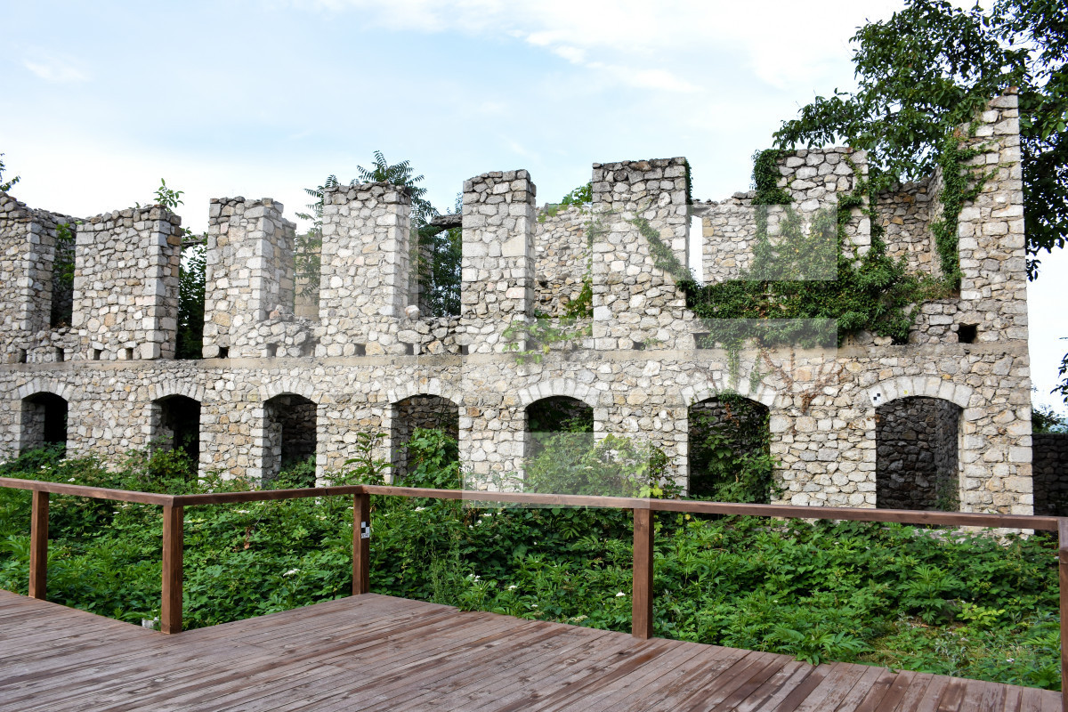 Ermənilərin azad edilmiş ərazilərdə dağıtdığı abidələrin sayı açıqlanıb