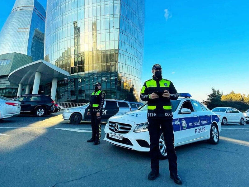 Yol polisi əlillərlə bağlı sürücülərə müraciət etdi