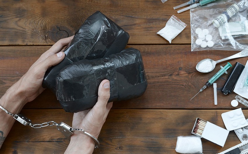 Bərdədə 8 kq narkotiklə tutulan şəxsə hökm oxunub