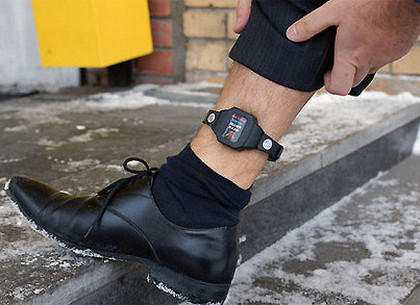 Məhkəmə keçmiş məmura elektron qolbağın taxılması ilə bağlı qərarı qüvvədə saxlayıb