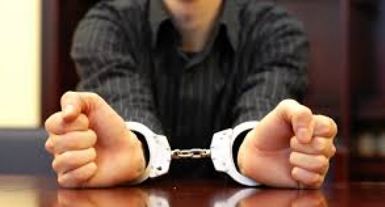 8 yaşlı qızı ilə 6 yaşlı rəfiqəsinə təcavüz edən ataya hökm oxunub