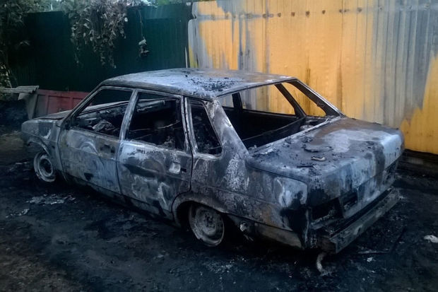 В Лянкяране подожгли автомобиль сотрудника ОАО 