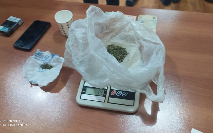 Azad olunan ərazilərdə işləyən şəxsdən narkotik götürülüb